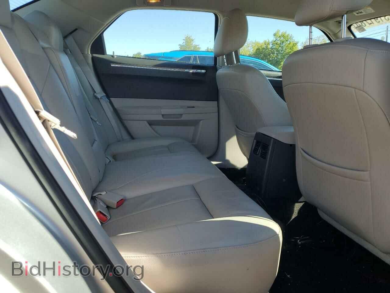 2007 CHRYSLER 300 - VIN: 2C3KA53G77H683062 - Фото 10