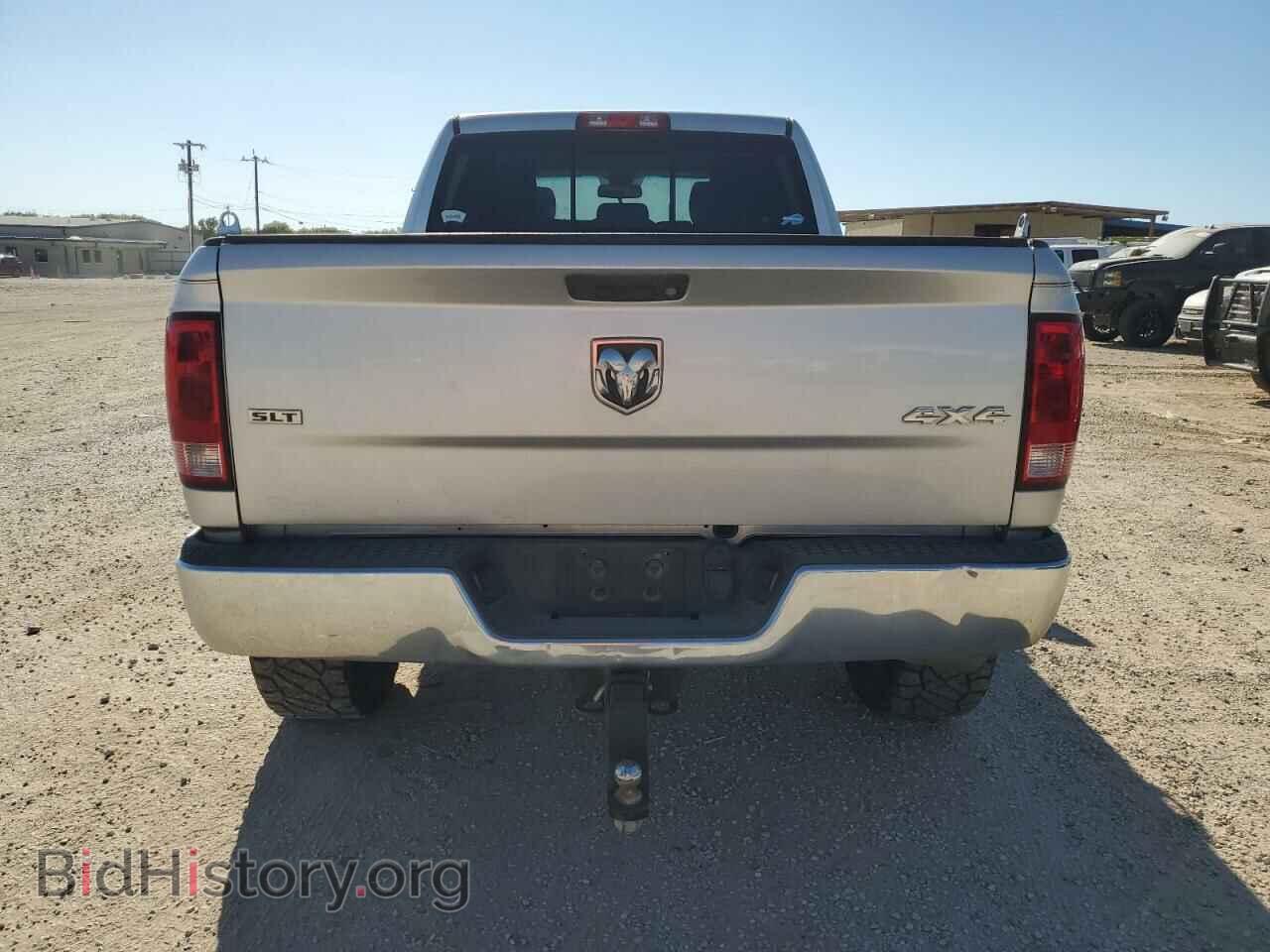 2014 RAM All Models - VIN: 3C6UR5DL2EG230996 - Photo 6