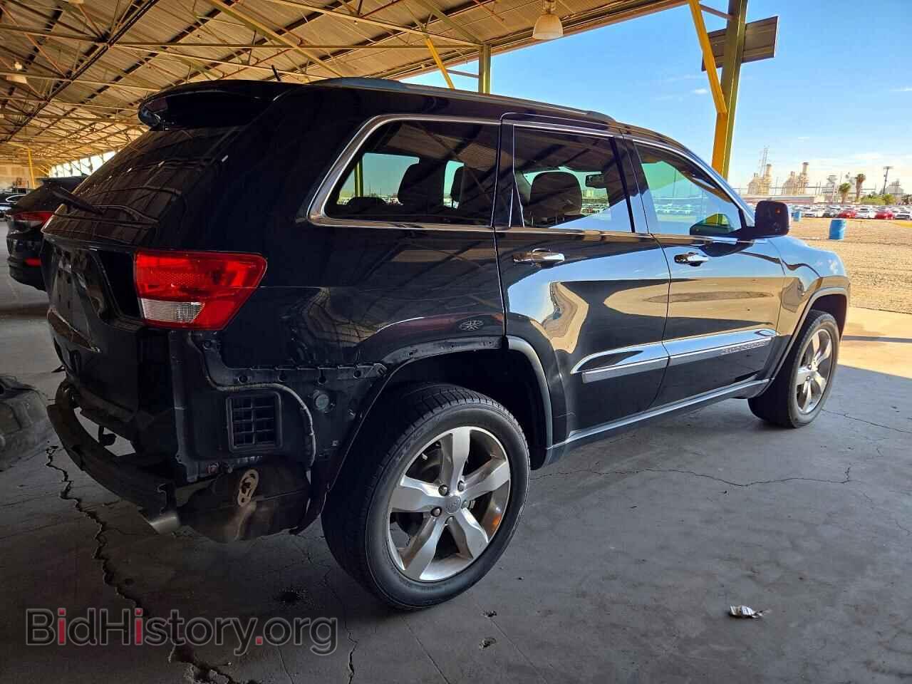 2013 Jeep CHEROKEE (VIN 1C4RJECT8DC556519) — фото 3 из 14