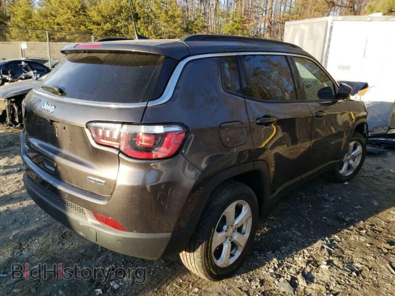 2017 Jeep COMPASS (VIN 3C4NJDBB7HT692572) — photo 3 of 14