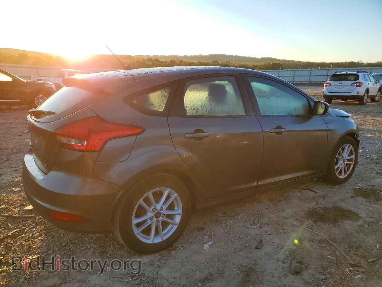 2018 Ford FOCUS (VIN 1FADP3K27JL329894) — photo 3 of 12
