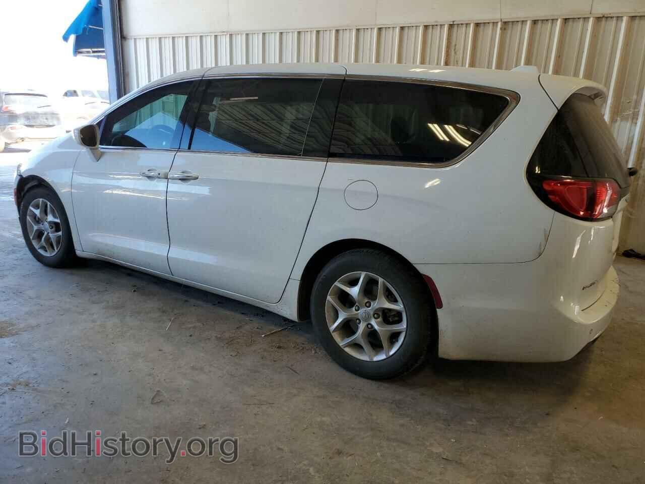 2018 CHRYSLER PACIFICA - VIN: 2C4RC1FG7JR122614 - Фото 2