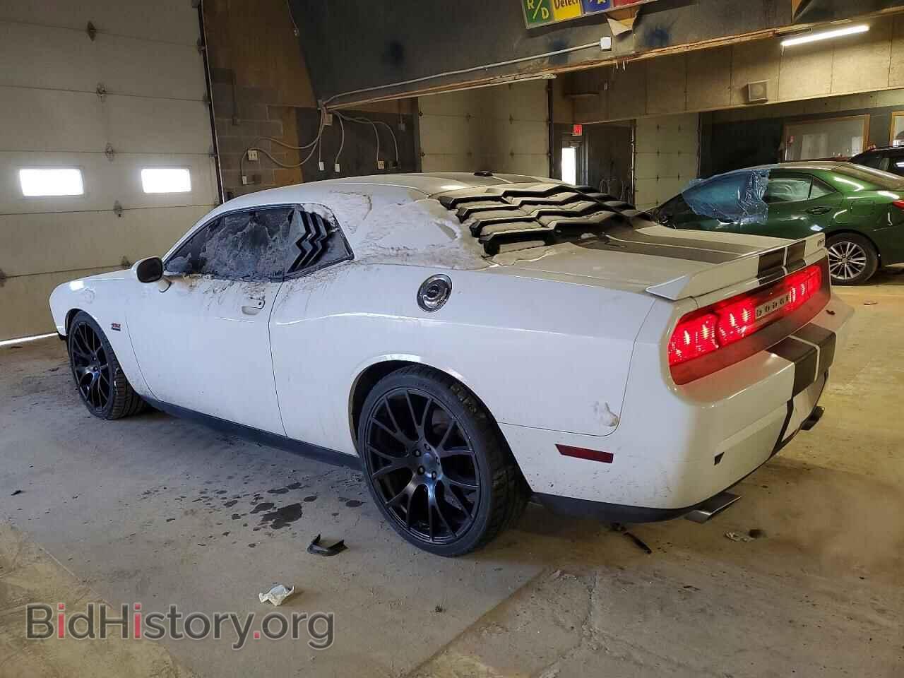2012 DODGE CHALLENGER - VIN: 2C3CDYCJ4CH227975 - Photo 2