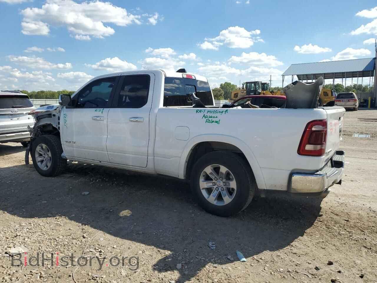 2020 RAM 1500 - VIN: 1C6SRFDT2LN254099 - Фото 2