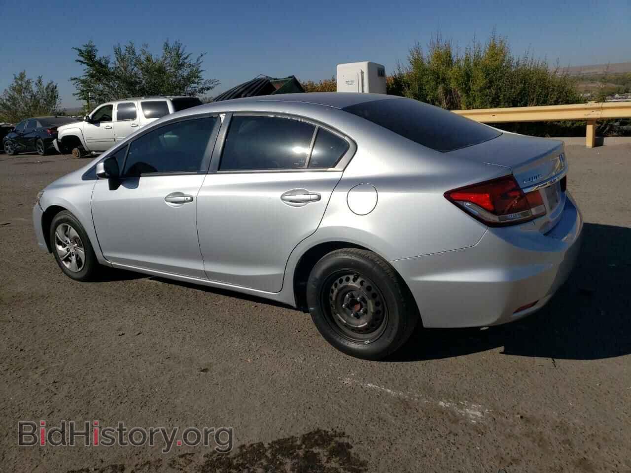 2013 HONDA CIVIC - VIN: 2HGFB2F57DH555940 - Photo 2