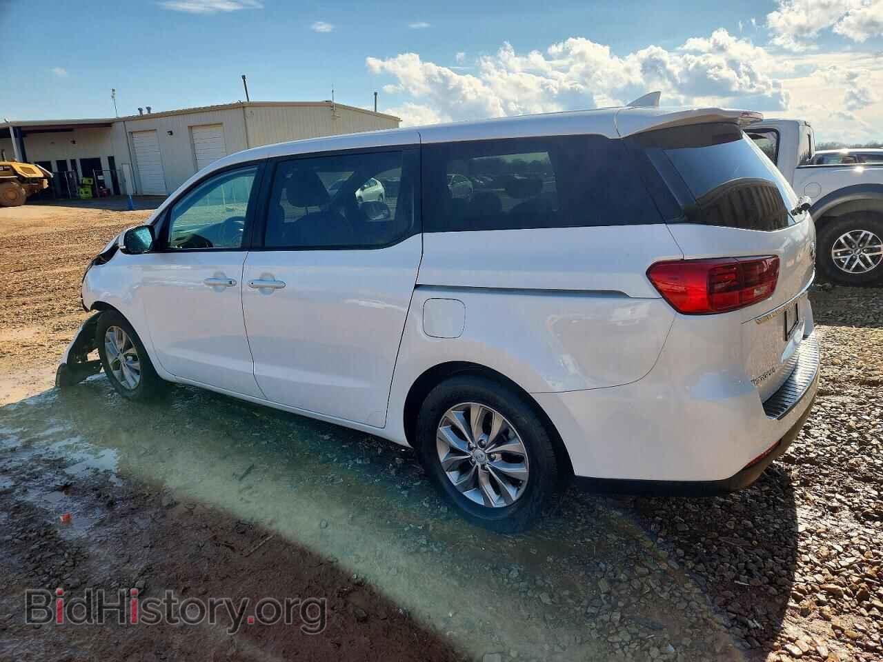 2021 KIA All Models - VIN: KNDMB5C1XM6675192 - Фото 2
