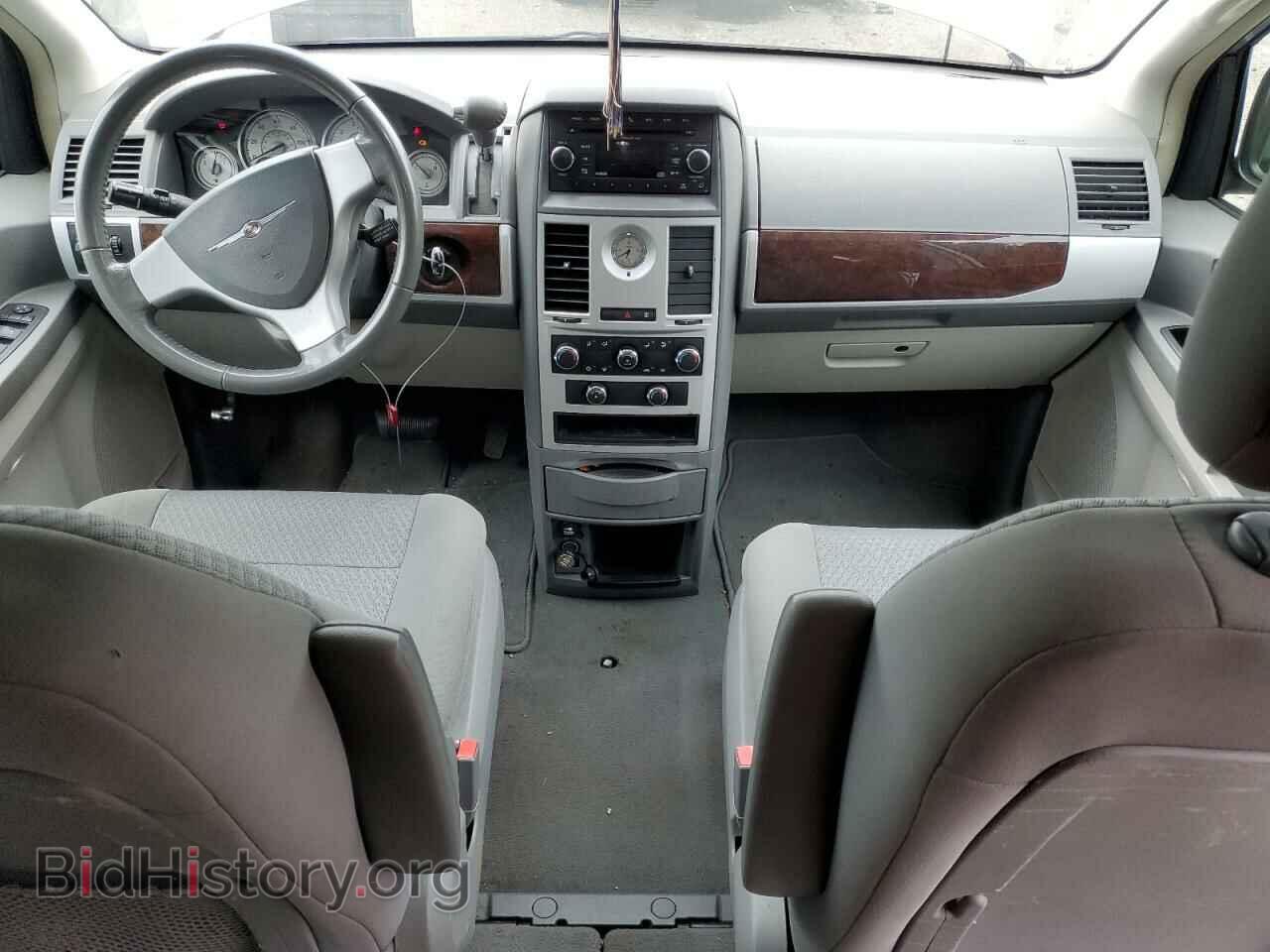 2010 CHRYSLER MINIVAN - VIN: 2A4RR5DXXAR343692 - Фото 8