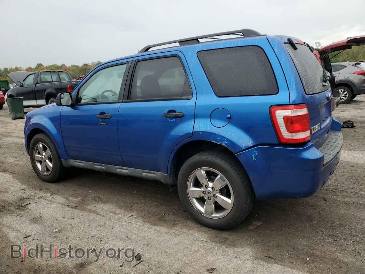 2011 FORD ESCAPE - VIN: 1FMCU9DG3BKB44853 - Фото 2