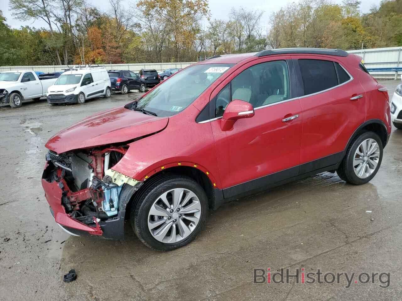 Report KL4CJESB4JB630951 BUICK ENCORE 2018 RED GAS price and damage