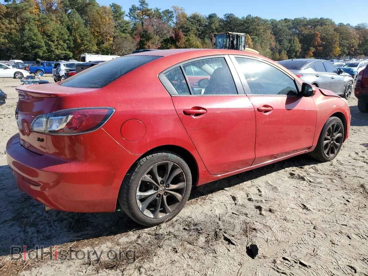 2011 MAZDA MAZDA3 - VIN: JM1BL1U60B1378370 - Фото 3