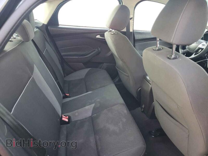 2013 Ford FOCUS (VIN 1FADP3F26DL330646) — photo 10 of 12