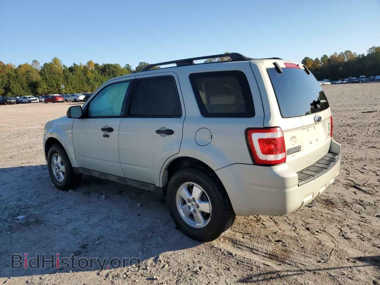 2009 FORD ESCAPE - VIN: 1FMCU93G09KB80351 - Фото 2