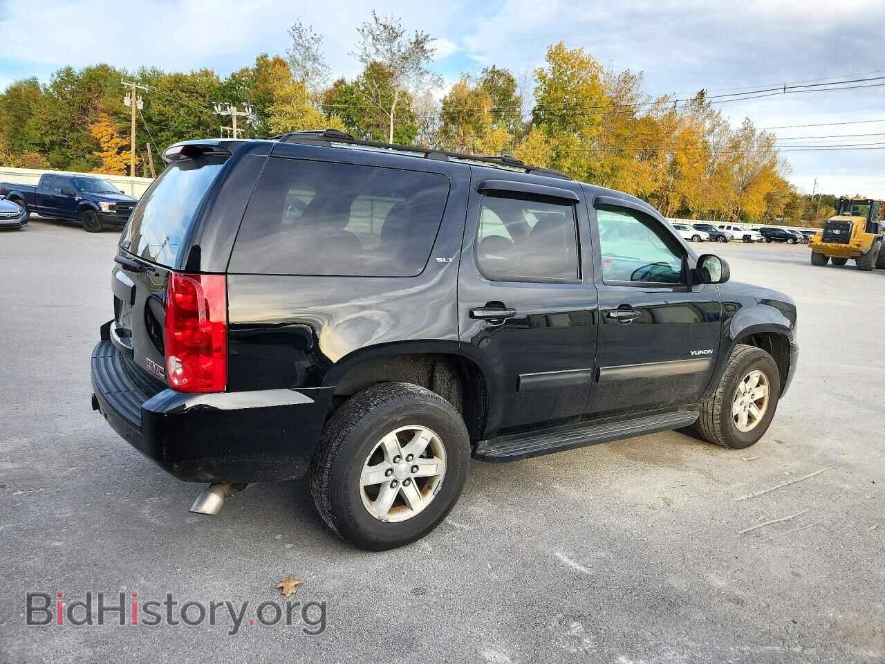2014 GMC YUKON (VIN 1GKS2CE07ER248461) — photo 3 of 13