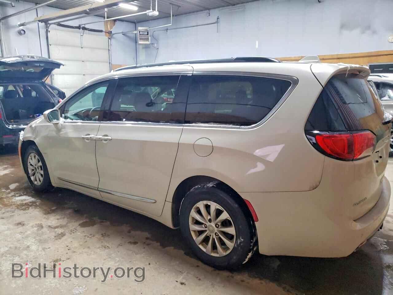 2017 CHRYSLER PACIFICA - VIN: 2C4RC1BG9HR665446 - Фото 2
