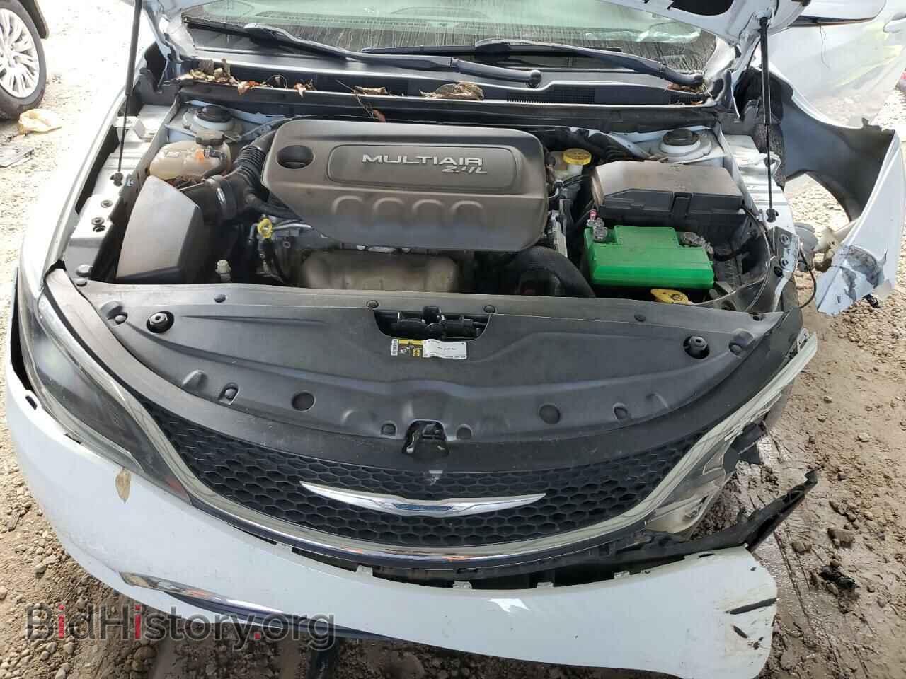 2015 CHRYSLER 200 - VIN: 1C3CCCAB0FN640831 - Фото 11