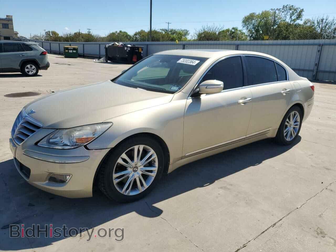 Фотография KMHGC4DF0BU114440 - HYUNDAI GENESIS 2011