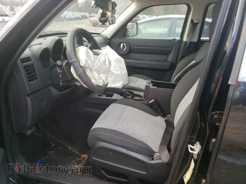 2007 Dodge NITRO (VIN 1D8GU28K27W550457) — фото 7 из 13