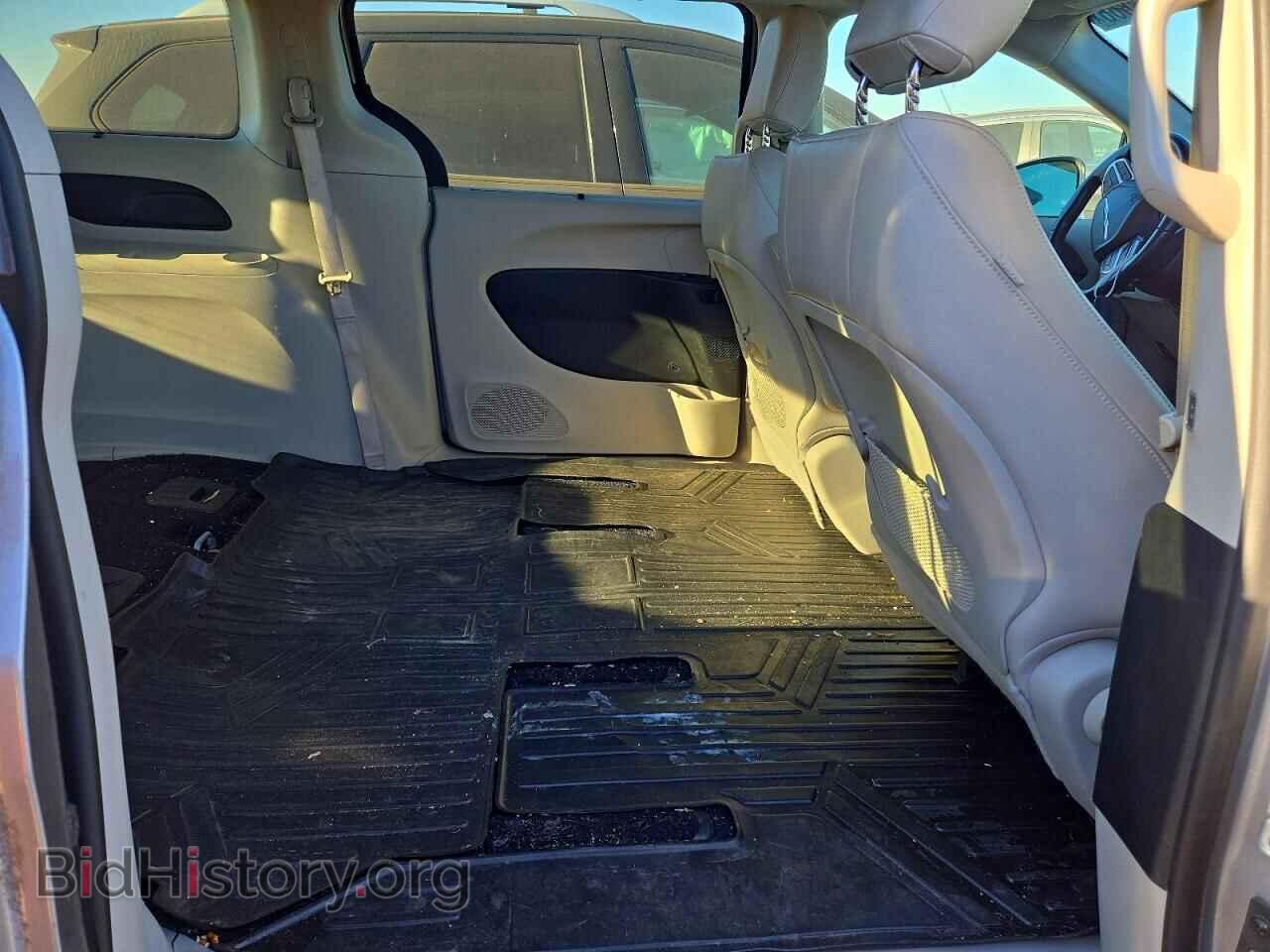 2018 Chrysler PACIFICA (VIN 2C4RC1BG8JR212330) — фото 11 из 13