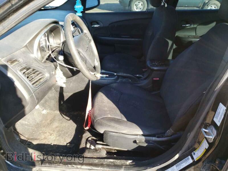 2013 Chrysler 200 (VIN 1C3CCBAB1DN606341) — photo 7 of 13