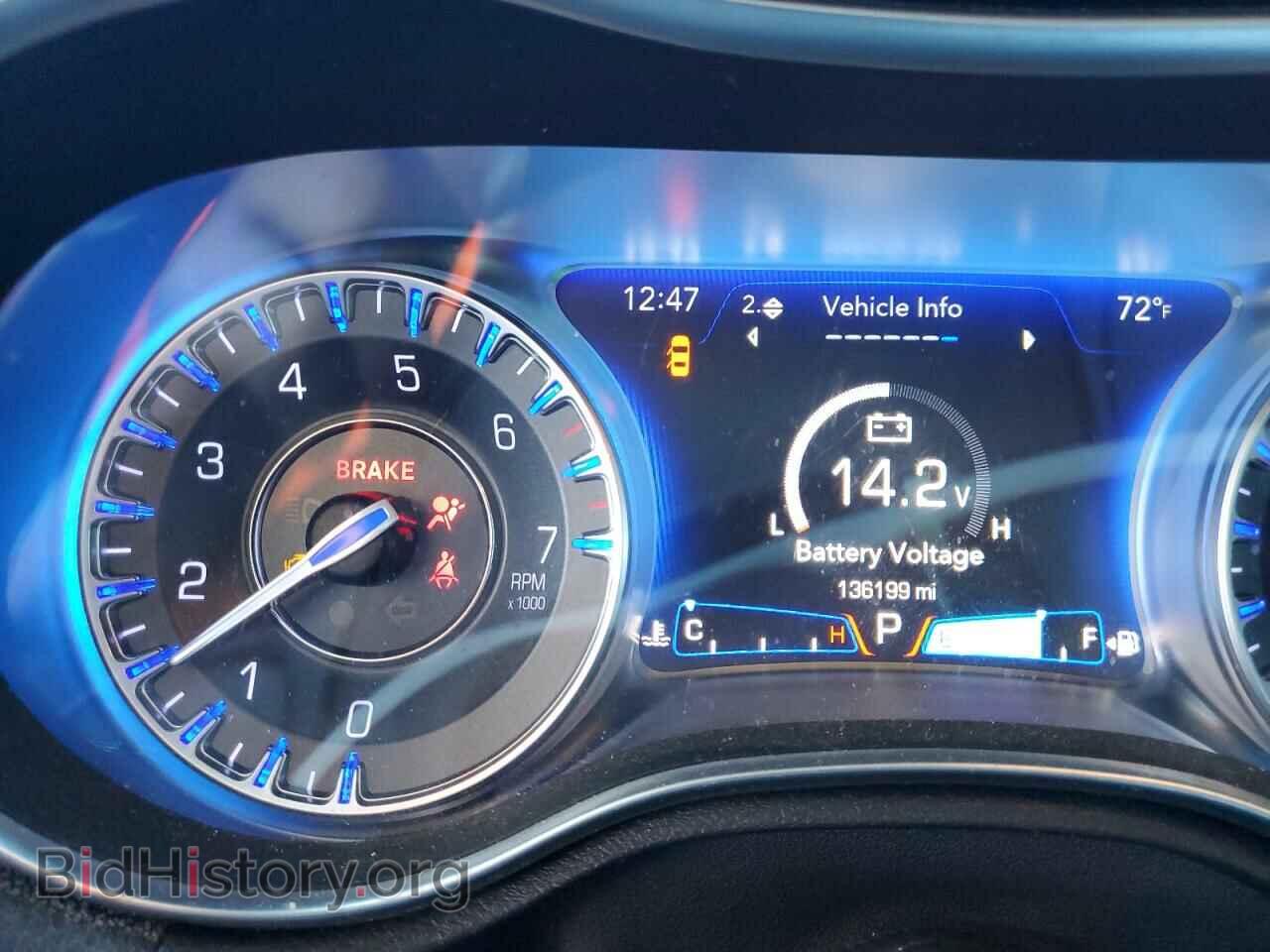 2015 CHRYSLER 300 - VIN: 2C3CCAEG7FH842018 - Фото 9