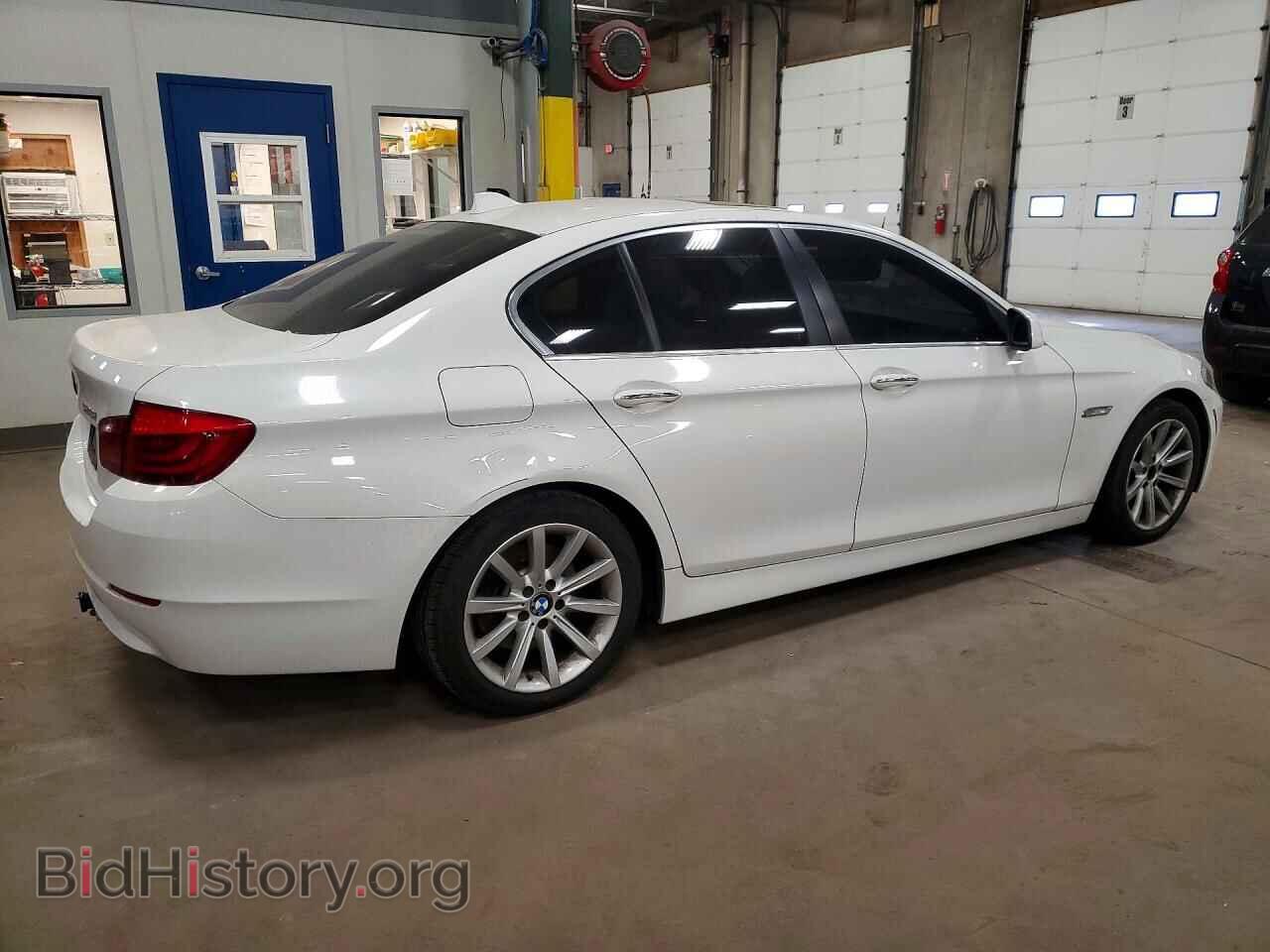 2013 BMW 5 SERIES - VIN: WBAXG5C57DDY32347 - Фото 3