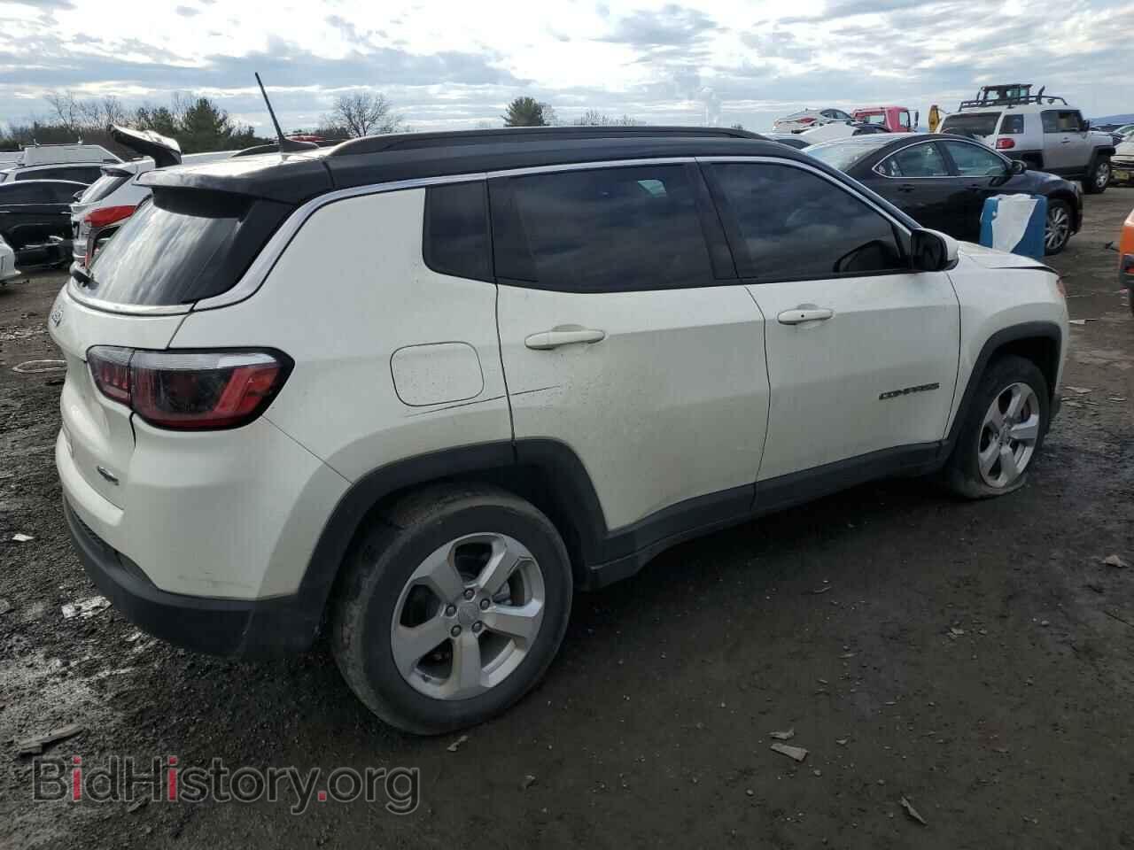 2019 JEEP COMPASS - VIN: 3C4NJDBB6KT628644 - Фото 3