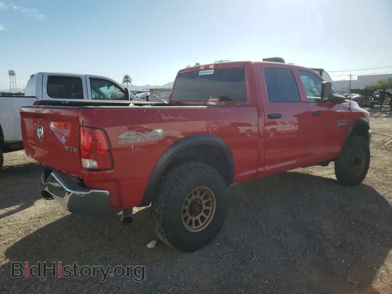2018 RAM All Models - VIN: 3C6UR5CL5JG389295 - Photo 3