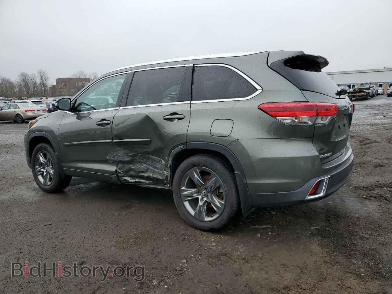 2017 TOYOTA HIGHLANDER - VIN: 5TDDZRFH2HS414849 - Фото 2