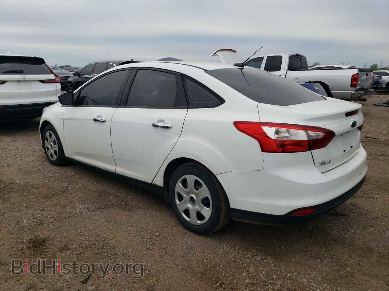 2013 FORD FOCUS - VIN: 1FADP3E22DL175823 - Photo 2