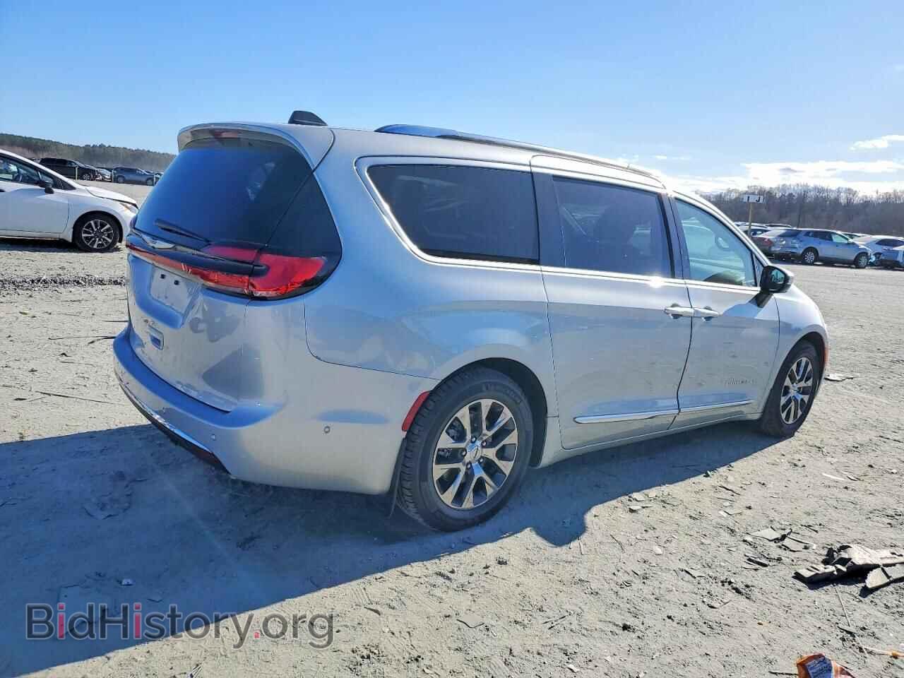 2023 CHRYSLER PACIFICA - VIN: 2C4RC1N75PR589105 - Фото 3