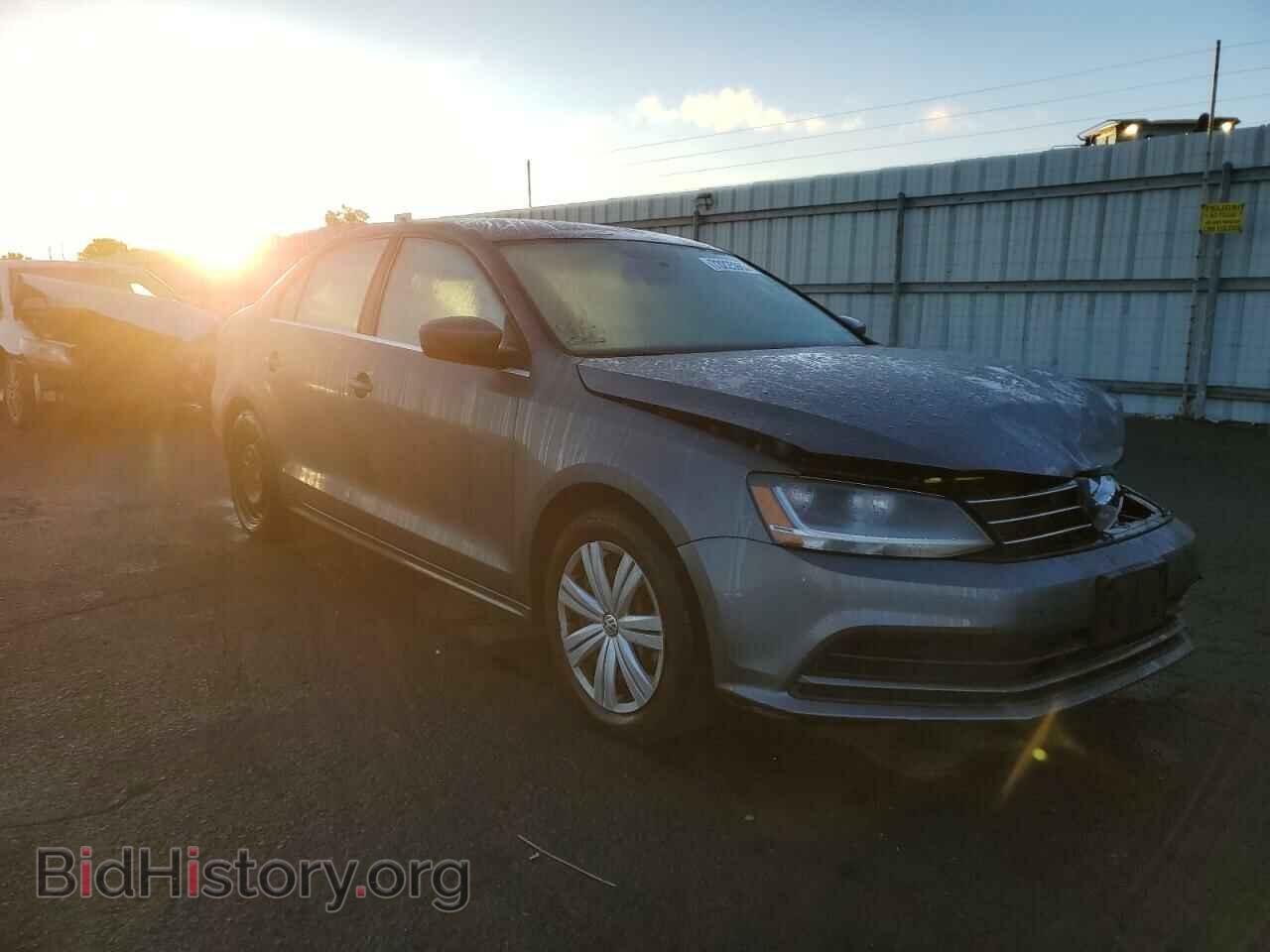 2017 VOLKSWAGEN JETTA - VIN: 3VW2B7AJ4HM361644 - Фото 4