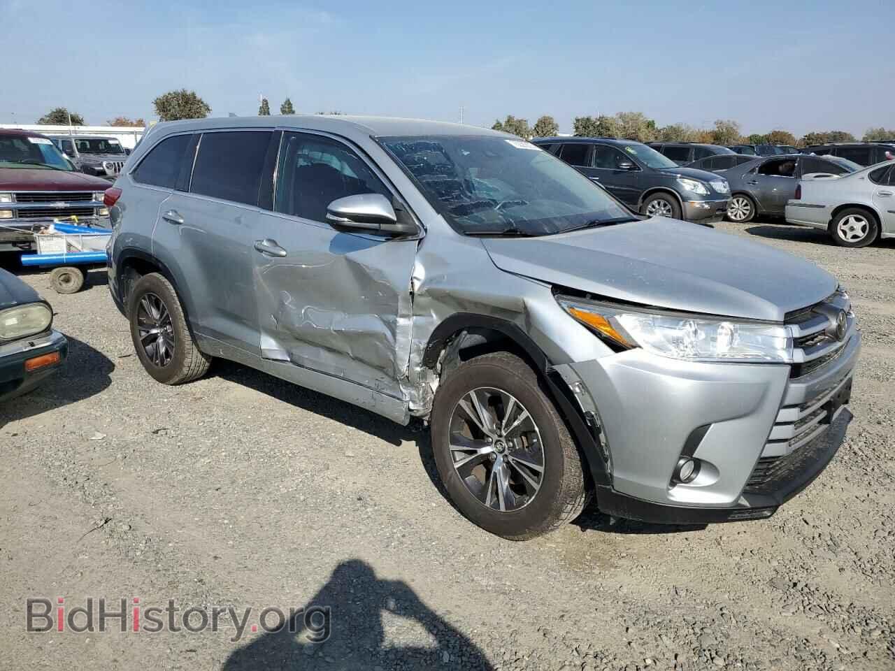 2018 TOYOTA HIGHLANDER - VIN: 5TDZZRFH2JS268092 - Фото 4