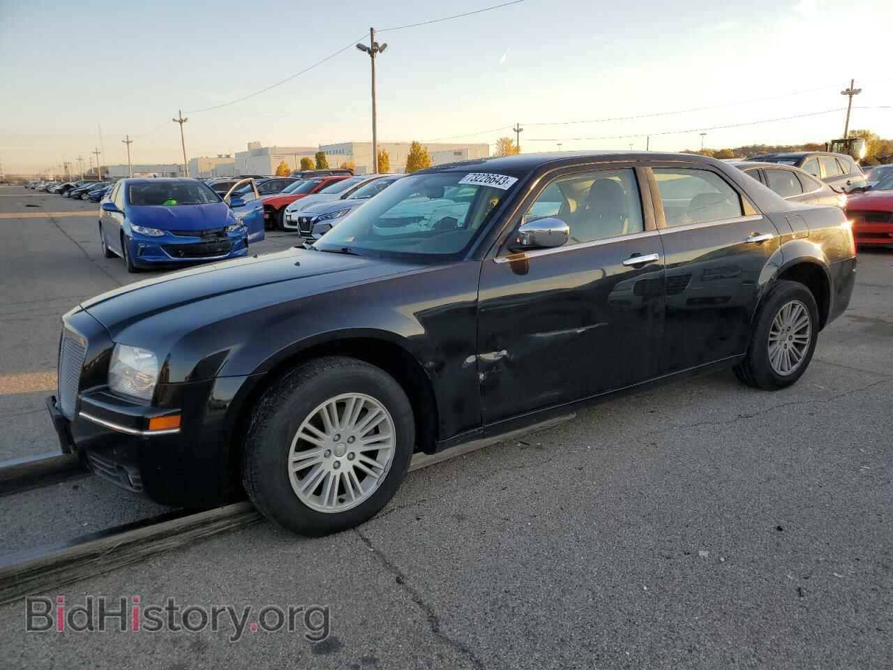 Photo 2C3CA4CD8AH105161 - CHRYSLER 300 2010
