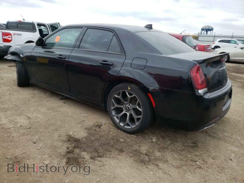 2017 Chrysler 300 (VIN 2C3CCABG9HH612679) — фото 2 из 12