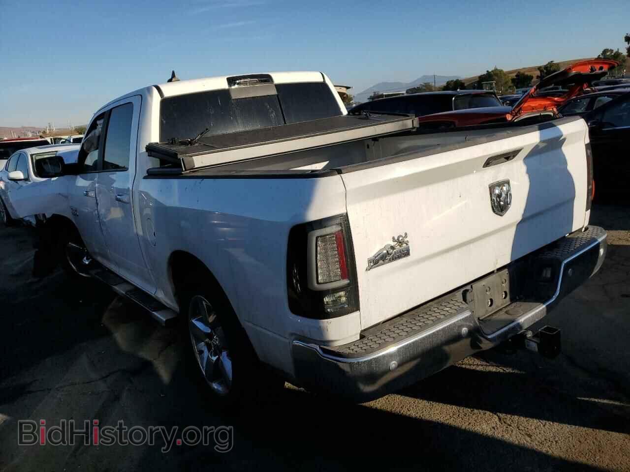2017 RAM 1500 - VIN: 1C6RR6LG1HS622736 - Фото 2
