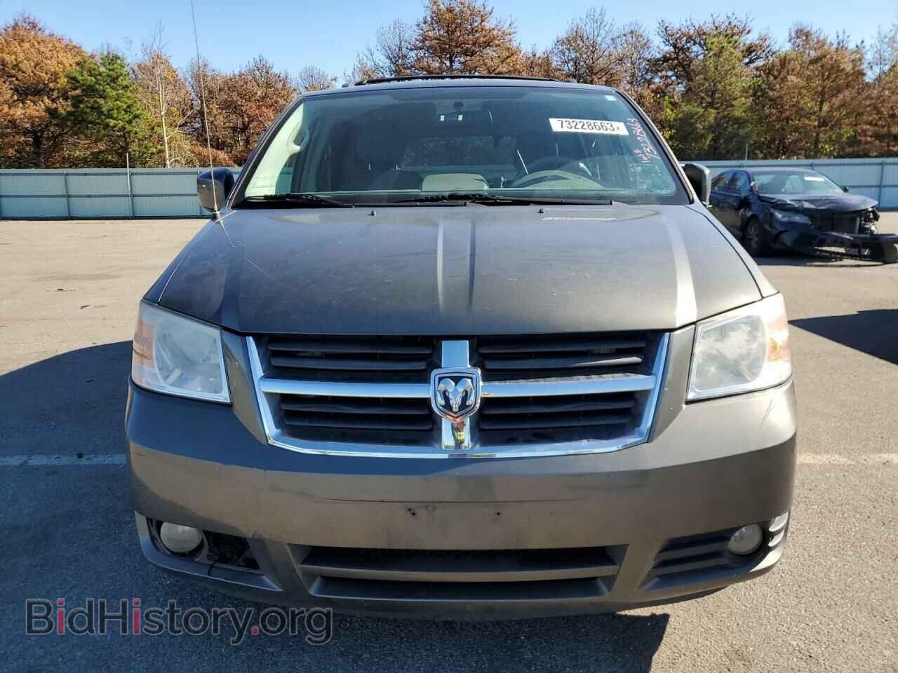 2010 CHRYSLER TOWN & C - VIN: 2D4RN6DX8AR336301 - Фото 5
