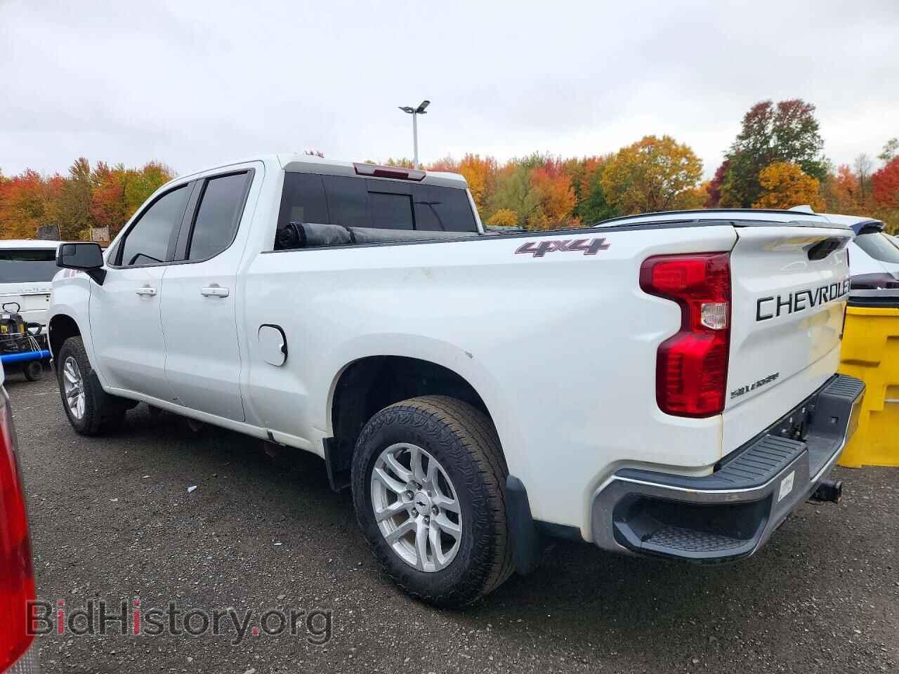 2019 CHEVROLET SILVERADO - VIN: 1GCRYDED0KZ310909 - Фото 2