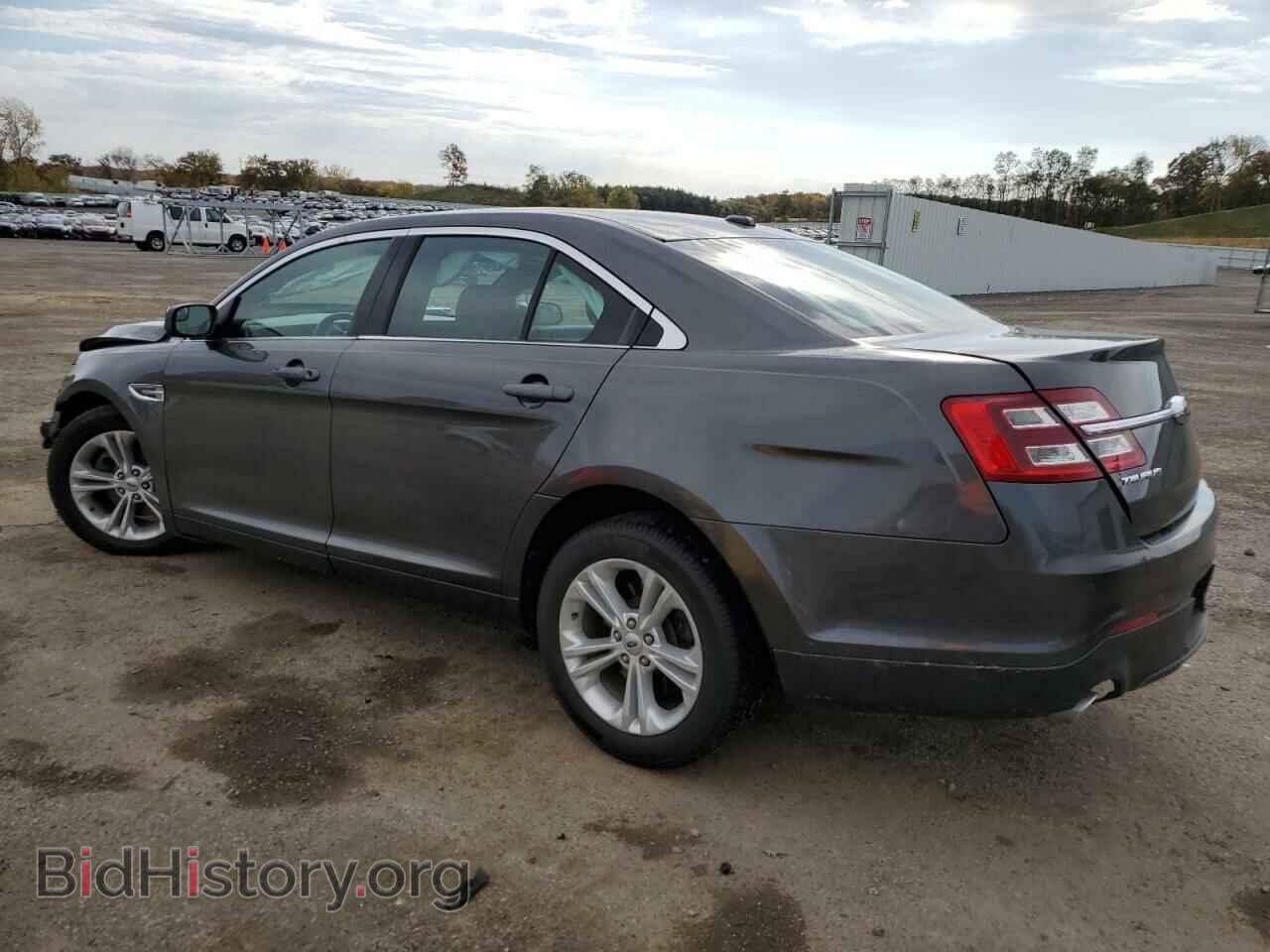 2018 FORD TAURUS - VIN: 1FAHP2E83JG114873 - Фото 2
