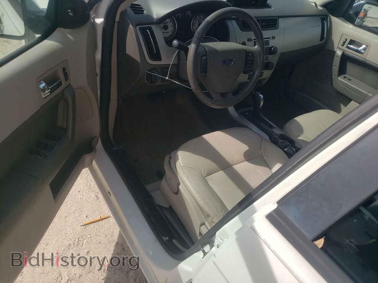 2009 FORD FOCUS - VIN: 1FAHP37NX9W238052 - Фото 8