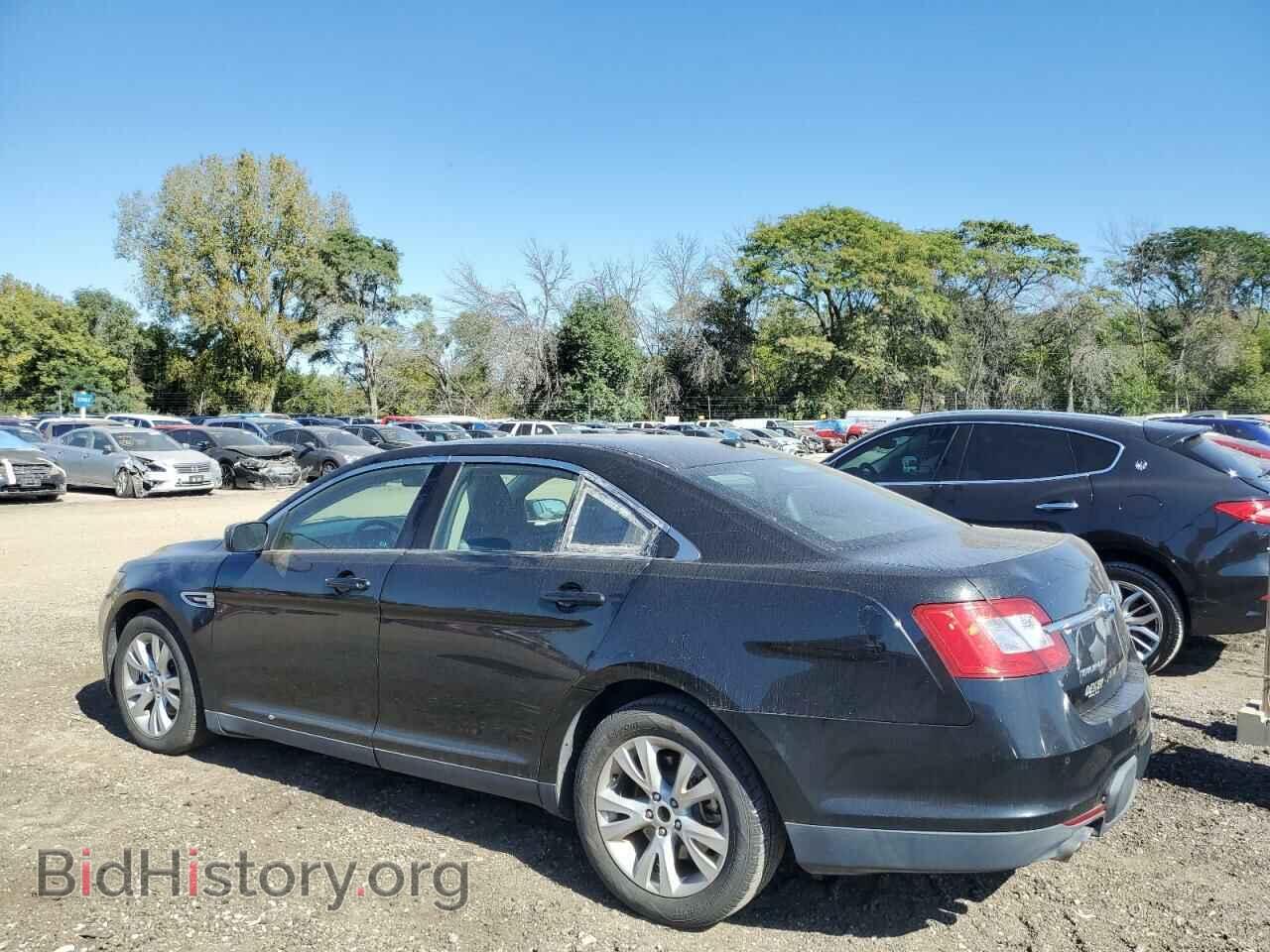 2011 FORD TAURUS - VIN: 1FAHP2EW6BG125768 - Фото 2