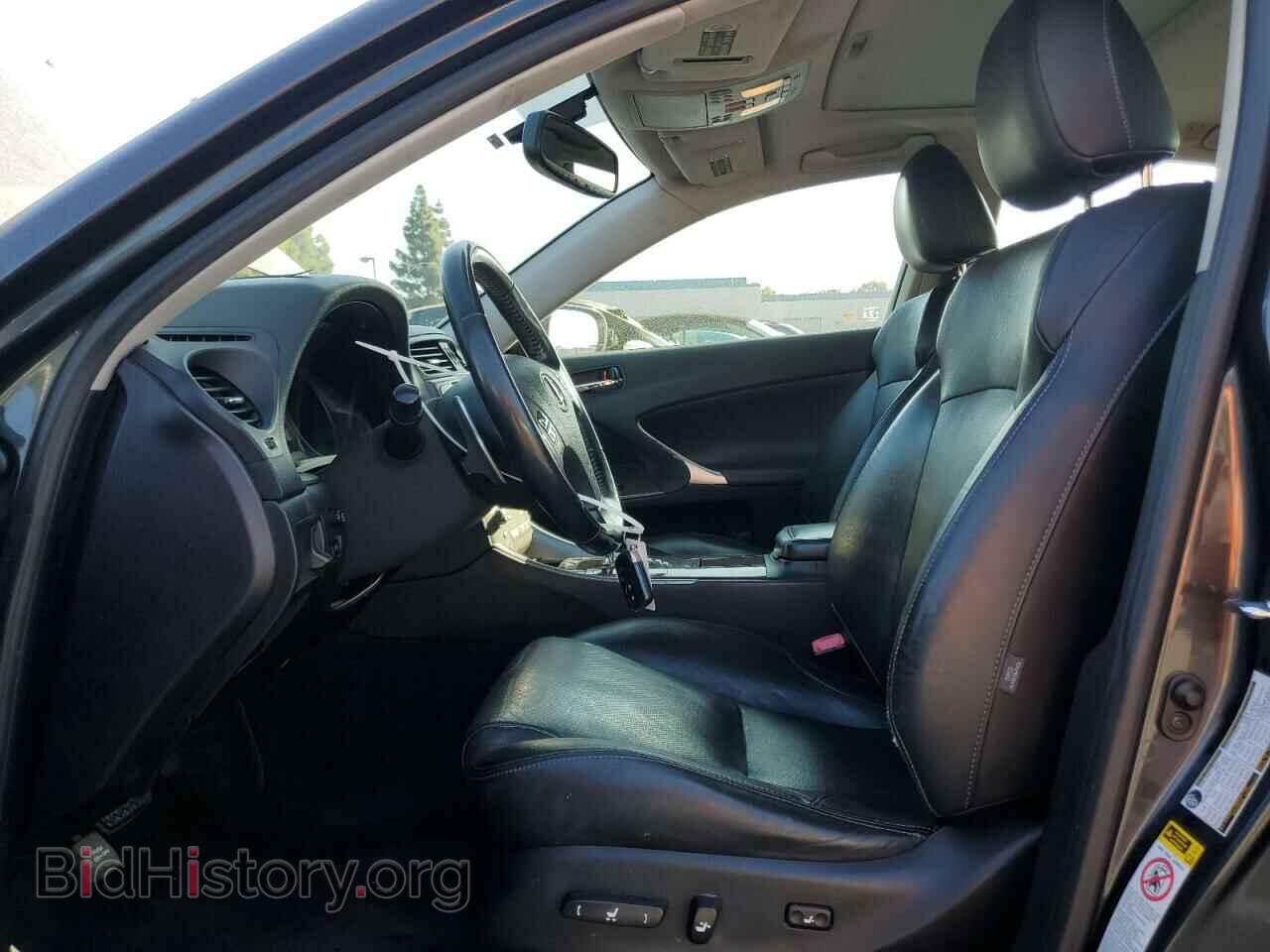 2010 LEXUS IS - VIN: JTHBF5C23A5111050 - Photo 7