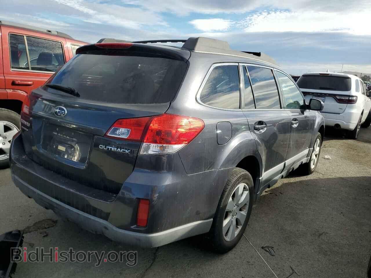 2011 SUBARU OUTBACK - VIN: 4S4BRCCC2B3318902 - Фото 3