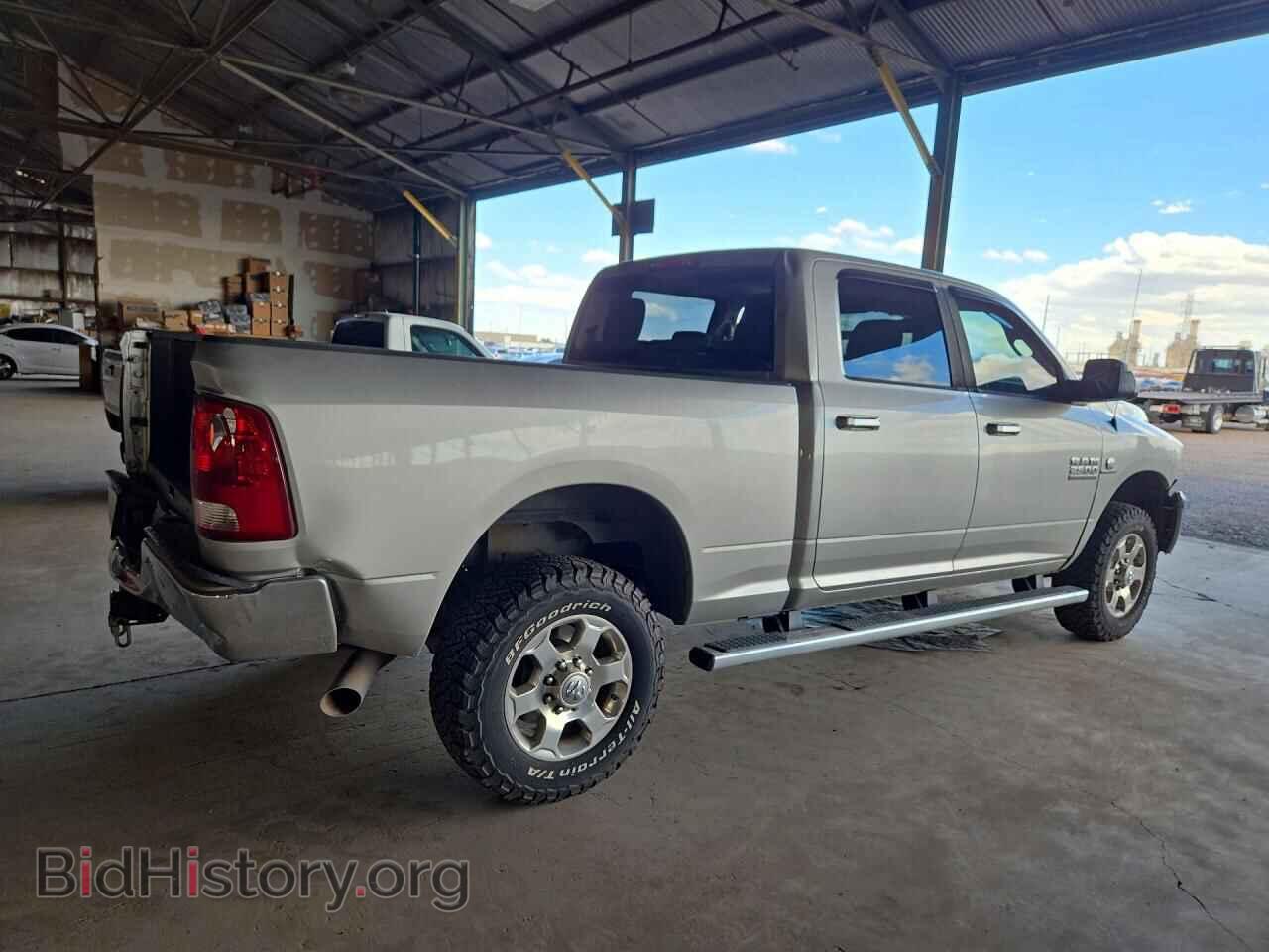 2013 RAM 2500 (VIN 3C6UR5DL5DG524715) — photo 3 of 15
