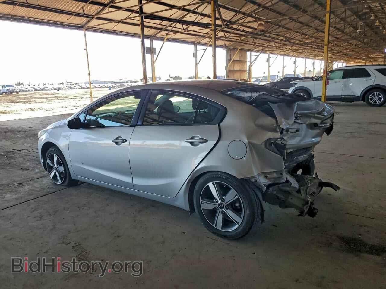 2018 KIA FORTE - VIN: 3KPFL4A71JE166301 - Фото 2