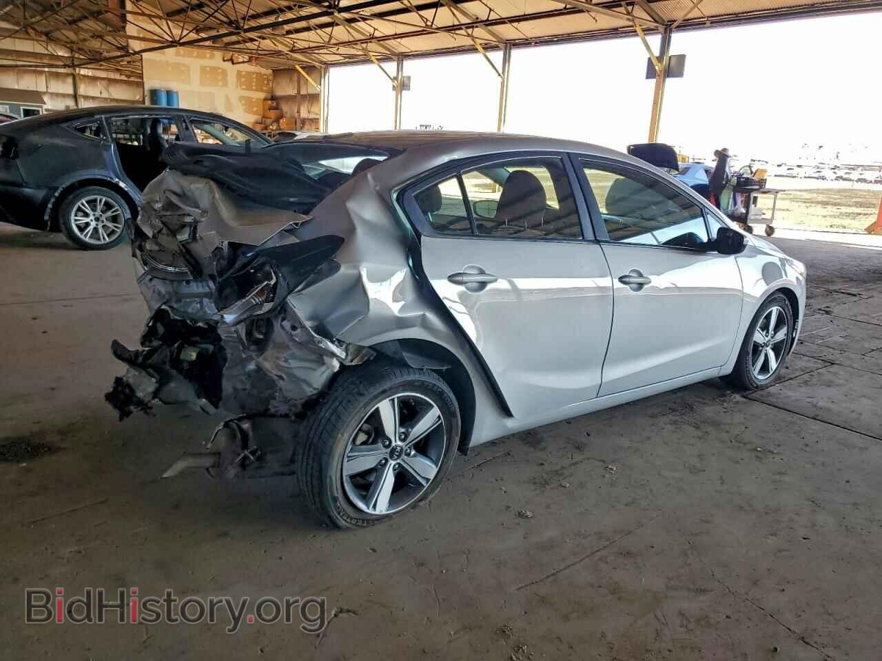 2018 KIA FORTE - VIN: 3KPFL4A71JE166301 - Фото 3