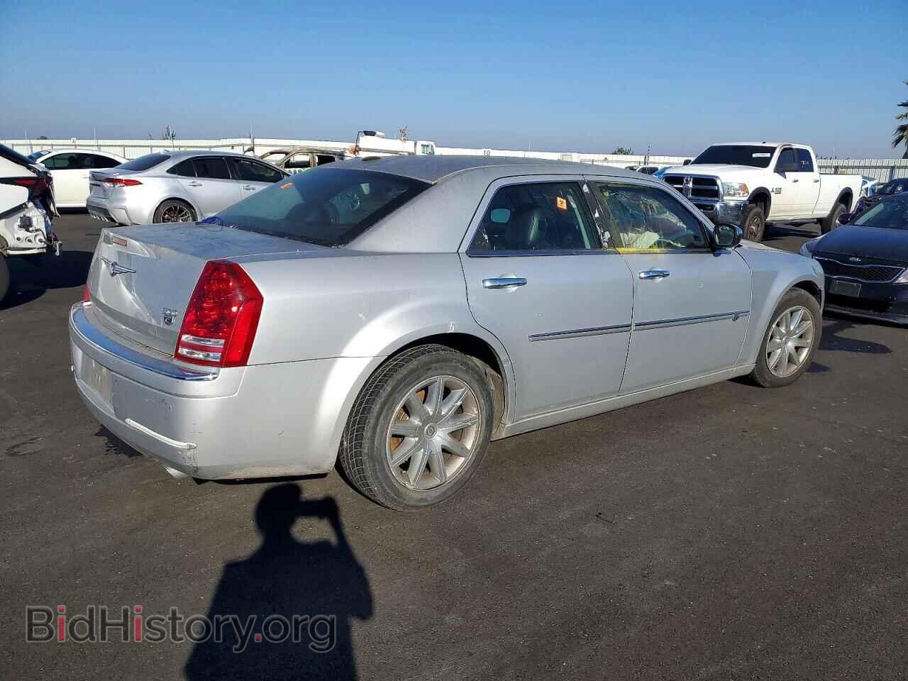 2010 CHRYSLER 300 - VIN: 2C3CA6CT5AH114273 - Фото 3