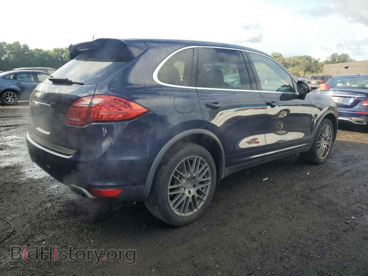 2011 PORSCHE CAYENNE - VIN: WP1AA2A21BLA09108 - Photo 3