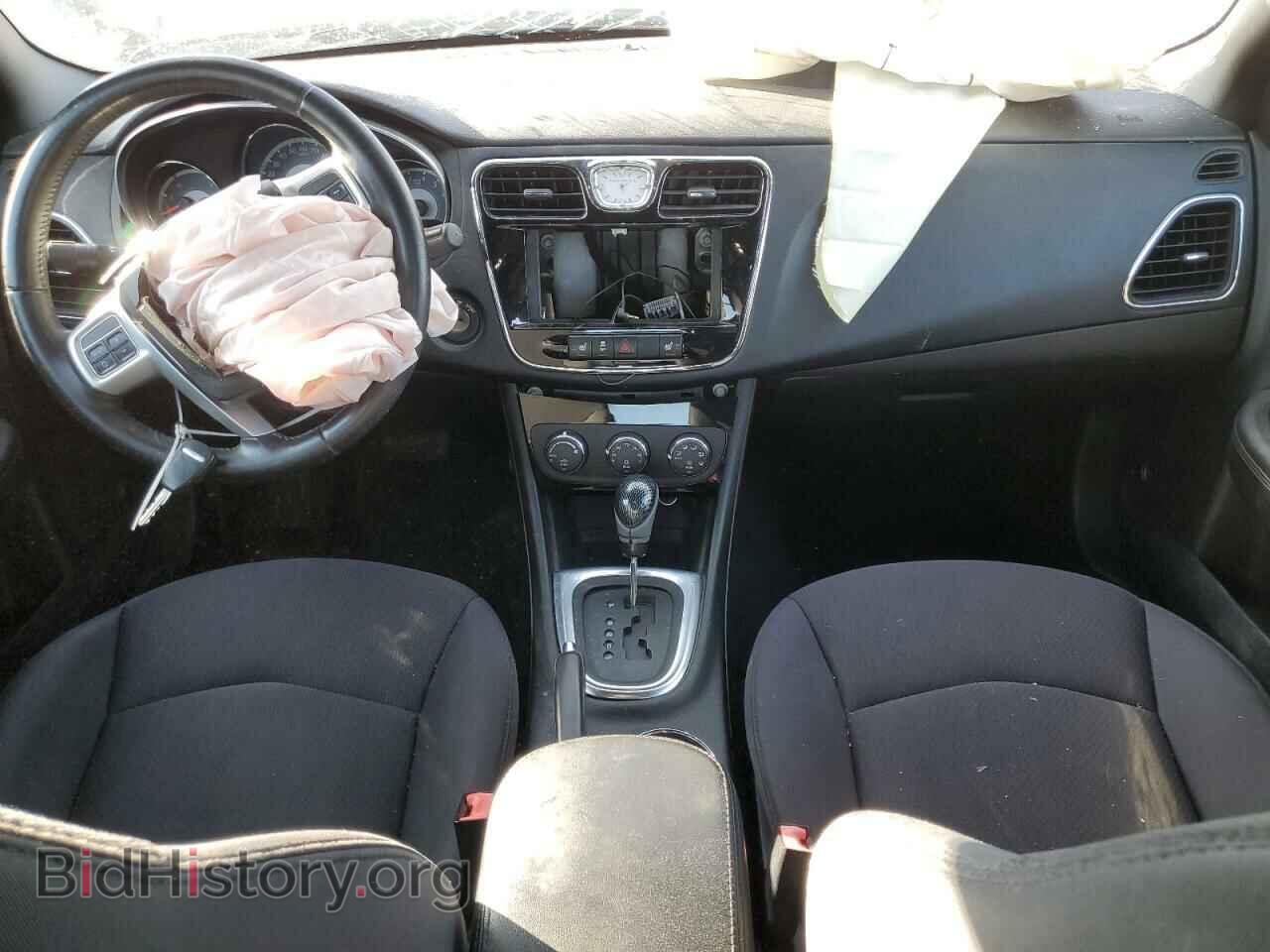 2012 CHRYSLER 200 - VIN: 1C3CCBBG1CN298807 - Фото 8