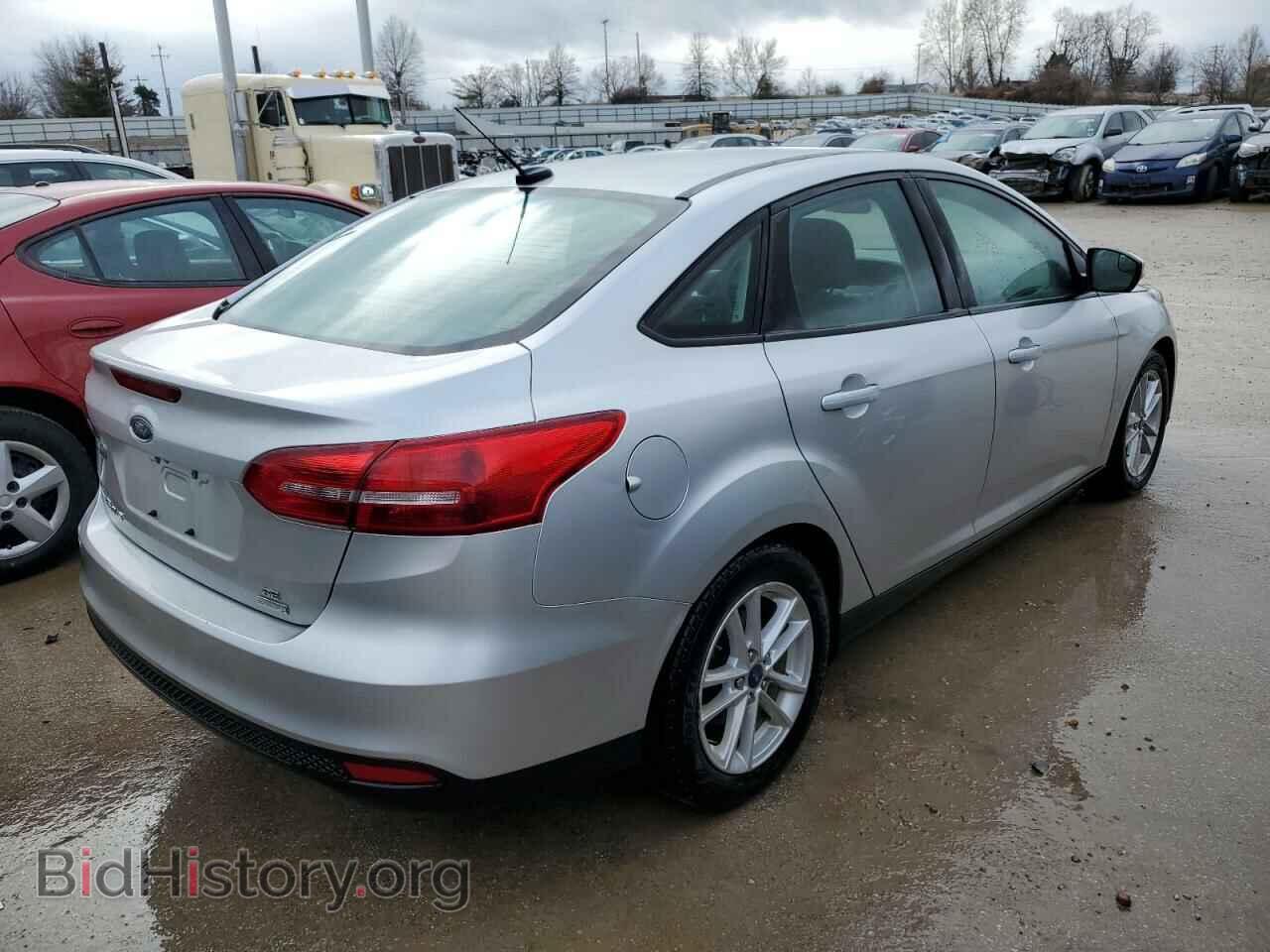 2017 FORD FOCUS - VIN: 1FADP3FE8HL264164 - Фото 3