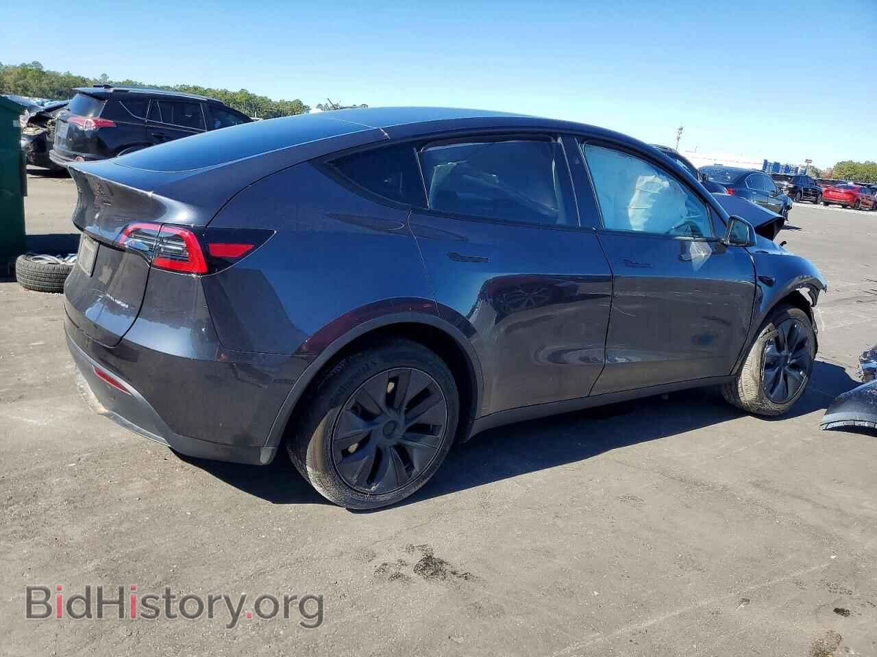 2024 TESLA MODEL Y - VIN: 7SAYGDED7RF183612 - Фото 3